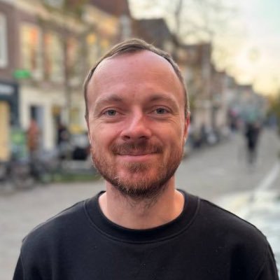 Andrew's avatar